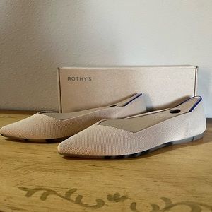 Rothy’s - NEW - The Point - Ecru - Size 7.5